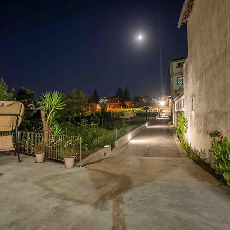 Ospritthouse Apartment Аджерола Екстериор снимка