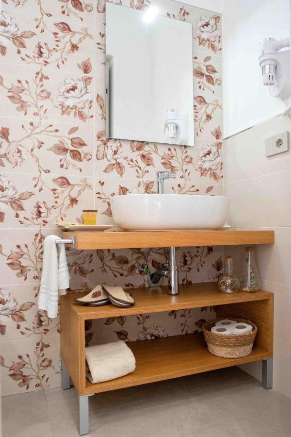 Ospritthouse Apartment Аджерола Екстериор снимка