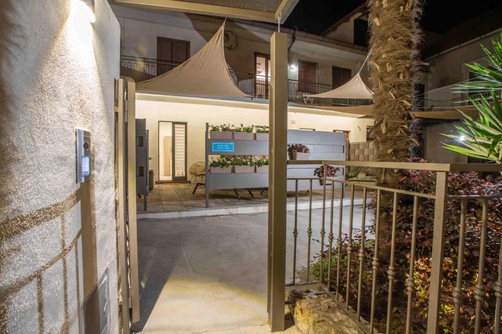 Ospritthouse Apartment Аджерола Екстериор снимка